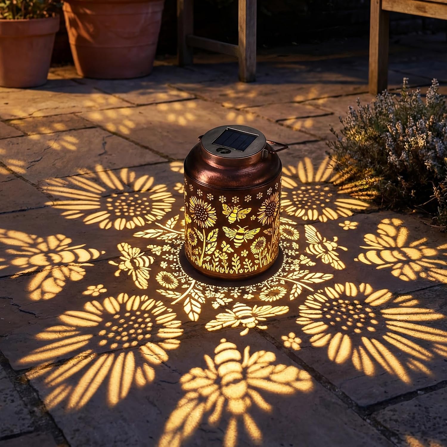 Outdoor Waterproof Solar Lanterns Bee & Sunflower Hanging Solar Garden Light, Christmas Birthday Gifts for Women Mom Grandma, Metal Solar Decoration outside for Yard, Patio, Backyard, Porch